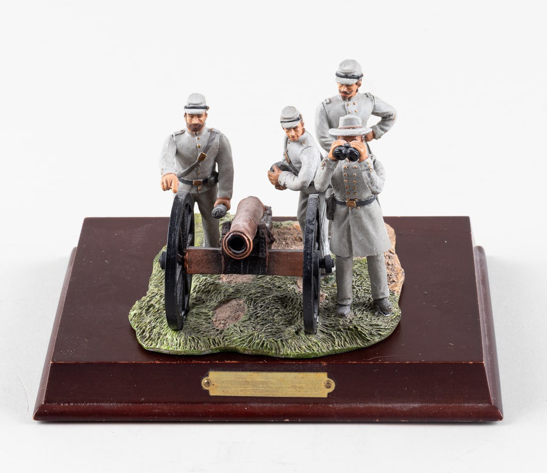CONFEDERATE SOLDIER CANNON DISPLAY: Confederate soldier cannon display, a four-man cannon display with two loaders, recon binoculars soldier, and squad leader, surrounding a cannon affixed to ground display. Also includes wood display s