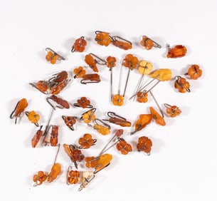 45 WHW WINTERHILFSWERK AMBER DONATION TOKENS