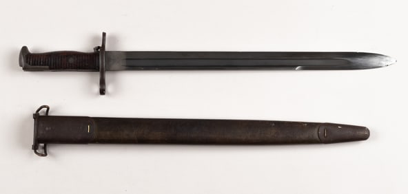 M1905 SPRINGFIELD ARMORY BAYONET W/ SCABBARD DATED 1921