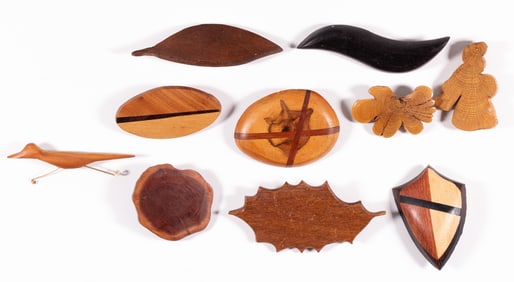 10 HAND-CARVED WOODEN BROOCHES