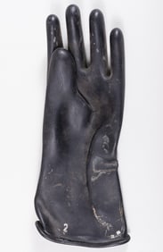 GAS PROTECTION GLOVE FROM HITLER'S BUNKER