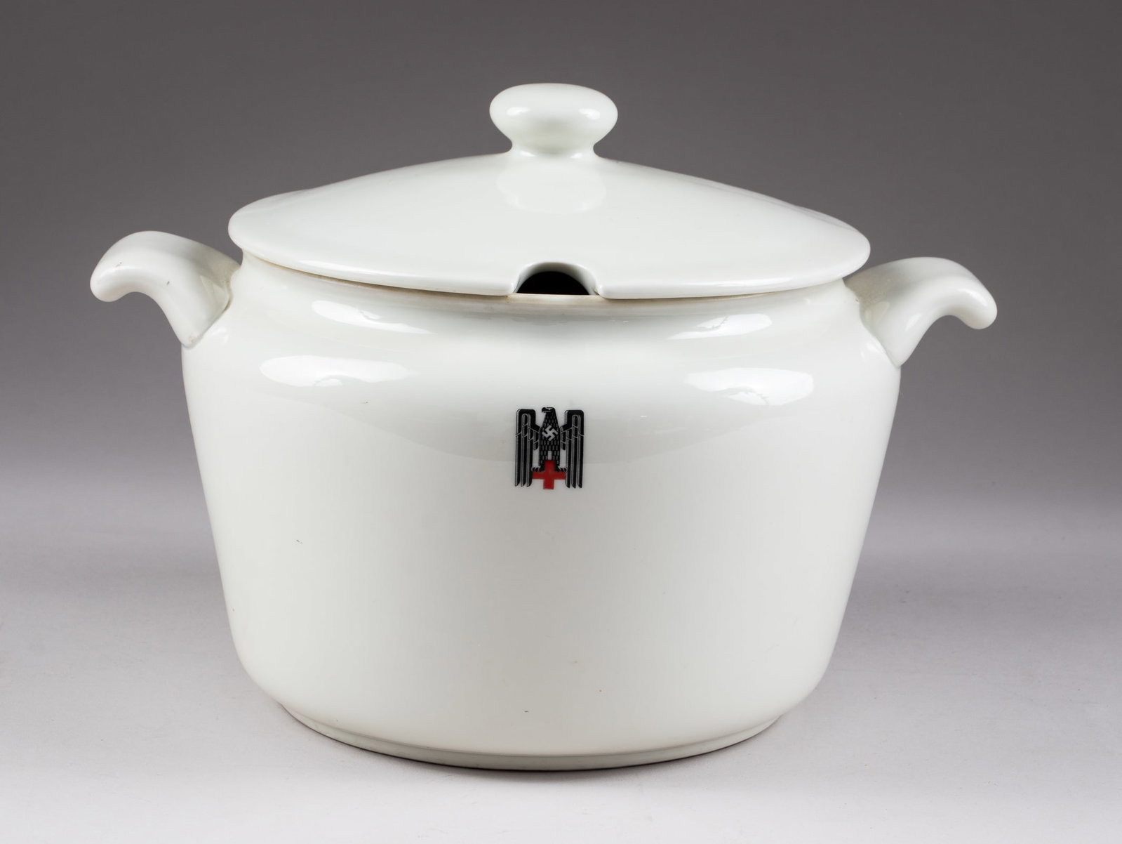 WWII GERMAN DRK ALLACH PORCELAIN SOUP TUREEN: WWII German Red Cross (DRK) large Allach porcelain soup tureen, features the German Red Cross insignia eagle on the front of the tureen, marked on the bottom with the Allach subsidiary company 'Bohemi
