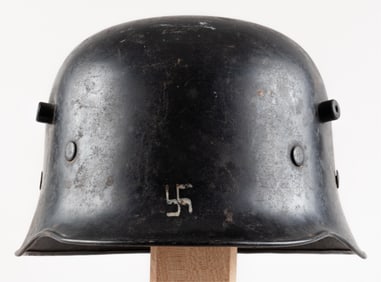 WWI GERMAN M17 STAHLHELM HELMET