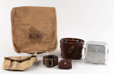 WWII AMERICAN SOLDIER EQUIPMENT LOT