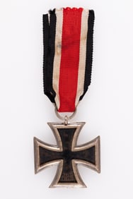 WWII GERMAN IRON CROSS 2ND CLASS EK2