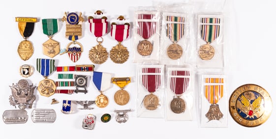 US MEDALS CASED AND UNCASED (11)