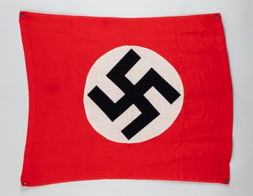 WWII NAZI VEHICLE IDENTIFICATION FLAG