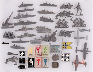 42 WHW WINTERHILFSWERK TOKENS [MILITARY, RUNES]