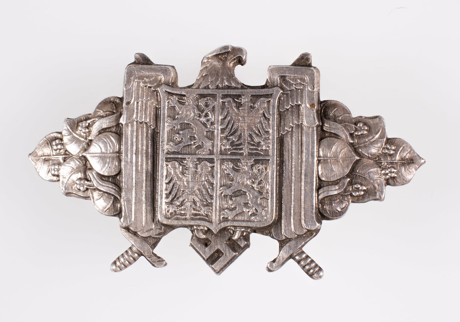 BOHEMIA AND MORAVIA GOVERNMENT TROOPS PROTECTORATE ACHIEVEMENT BADGE: The Government Troops of the Protectorate of Bohemia and Moravia Achievement Badge in Silver, known in German as the Leistungabzeichen Fur Regierungstruppe Protektorat Bohemen Mehren in Silber. Establ