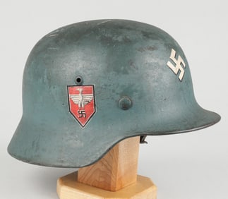 WWII GERMAN M40 HELMET ET64
