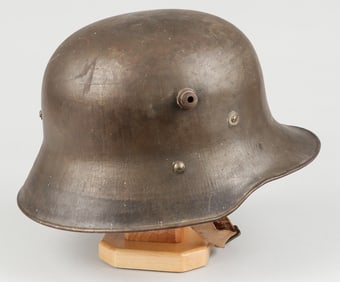 WWI GERMAN M16 STAHLHELM HELMET