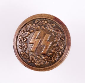 WWII WAFFEN-SS CAP BUTTON