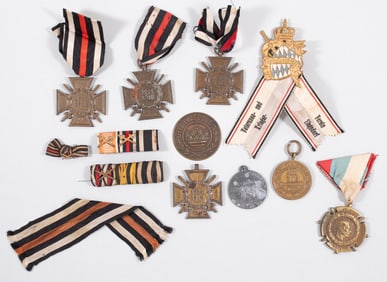 12 WWI GERMAN MEDALS AND BADGES