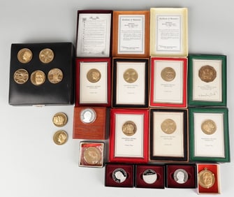 LARGE COLLECTION OF COMMEMORATIVE RHODESIAN MEDALLIONS