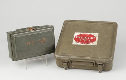 2 US ARMED FORCES FIRST AID KITS