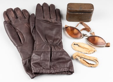 WWII GERMAN LUFTWAFFE GLOVES AND FLIGHT GOGGLES