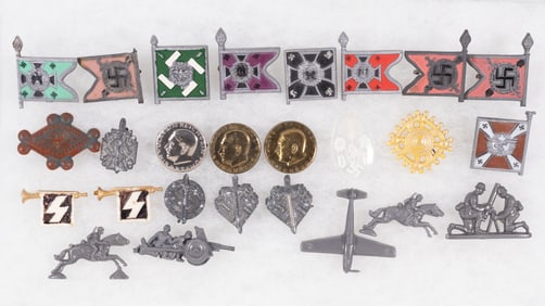 26 WWII WHW REGIMENT, FLAG, AND SOLDIER TINNIES