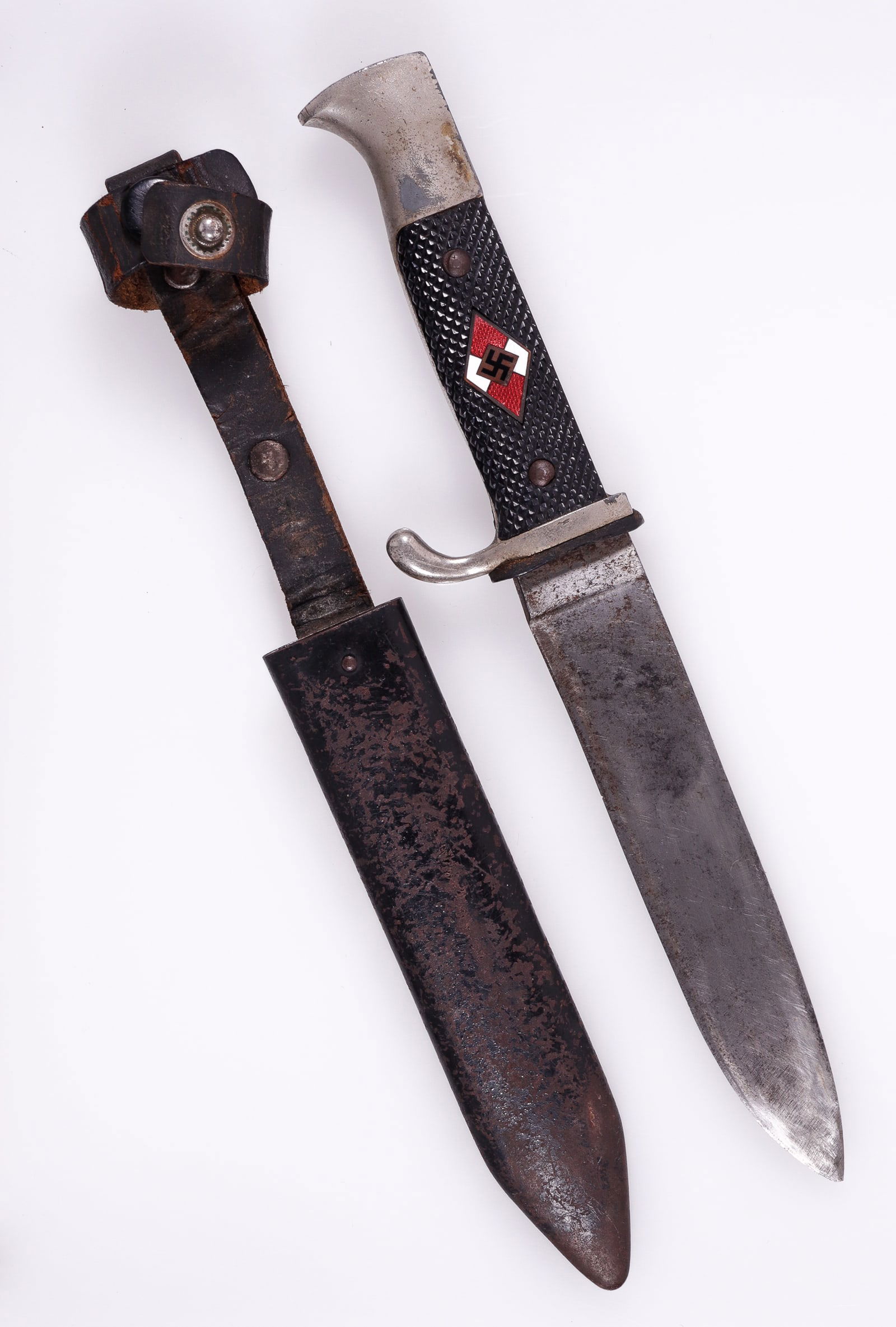 HITLER YOUTH DAGGER [RZM M7/13] (1 of 3)