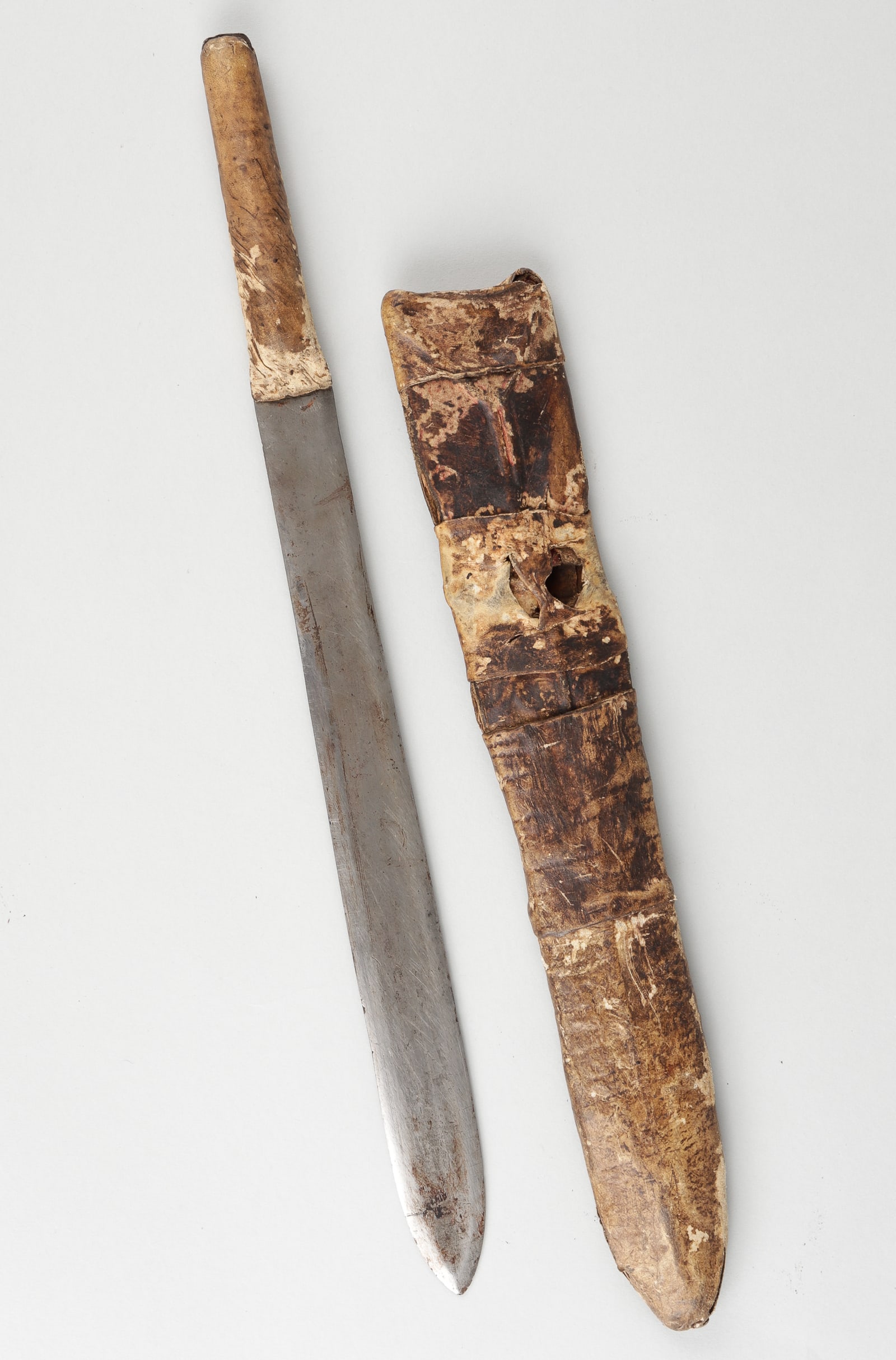 SOUTH AFRICAN ZULU CHIEF'S HUNTING KNIFE (1 of 3)