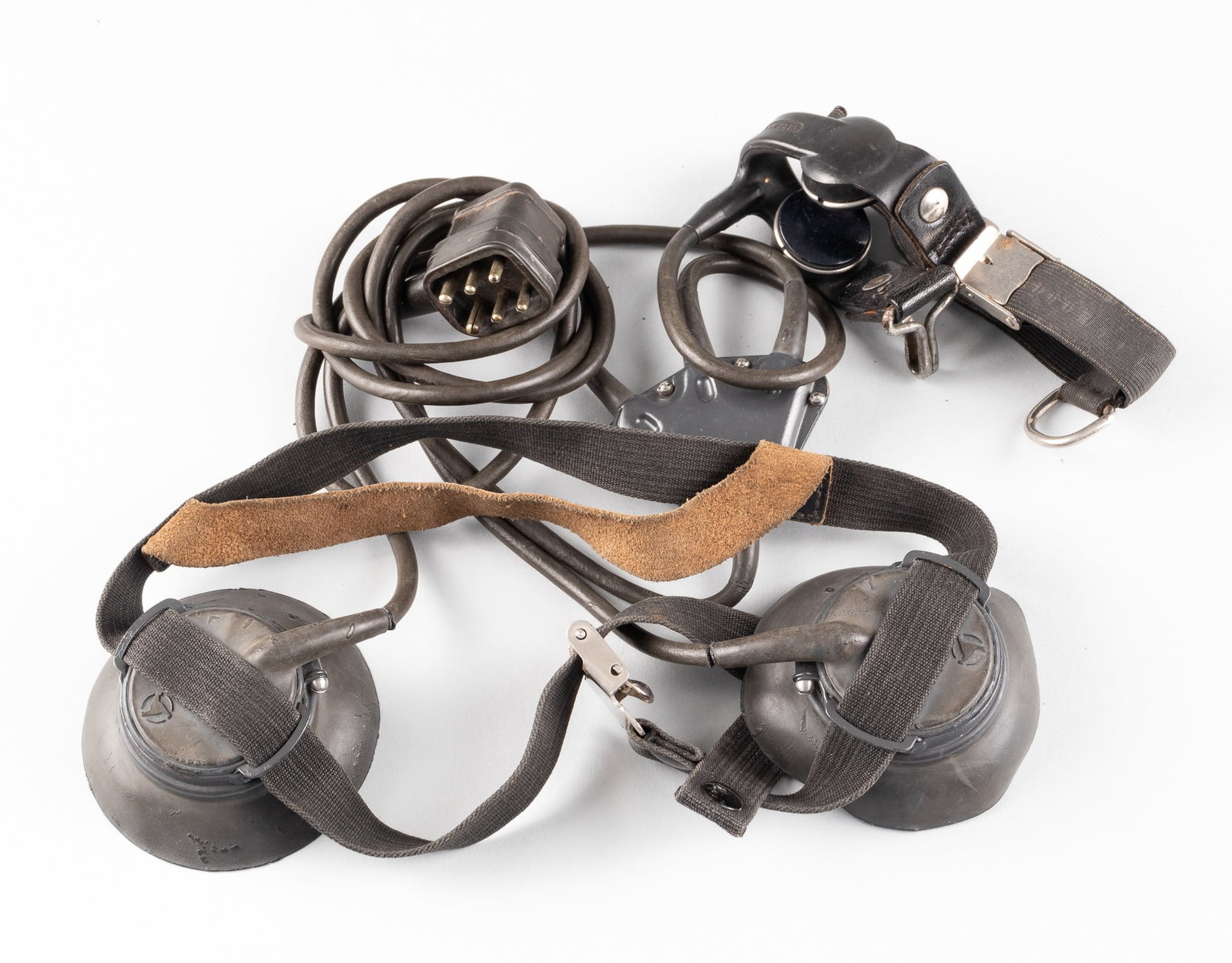 SWISS MILITARY HEADSET AND THROAT MICROPHONE ZELLWEGER USTER KM (1 of 2)