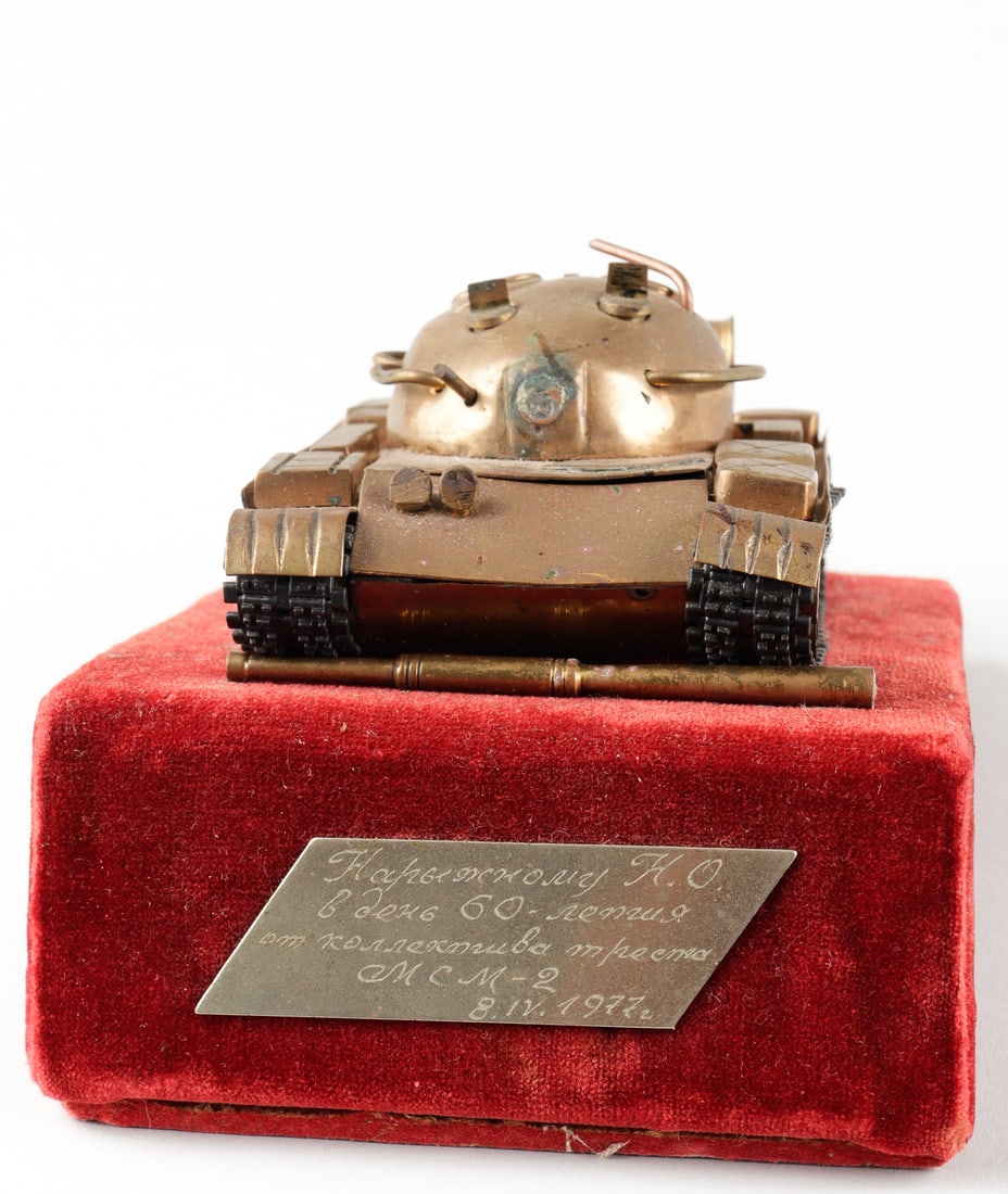 2 SOVIET TANK DESK STATUES - 8