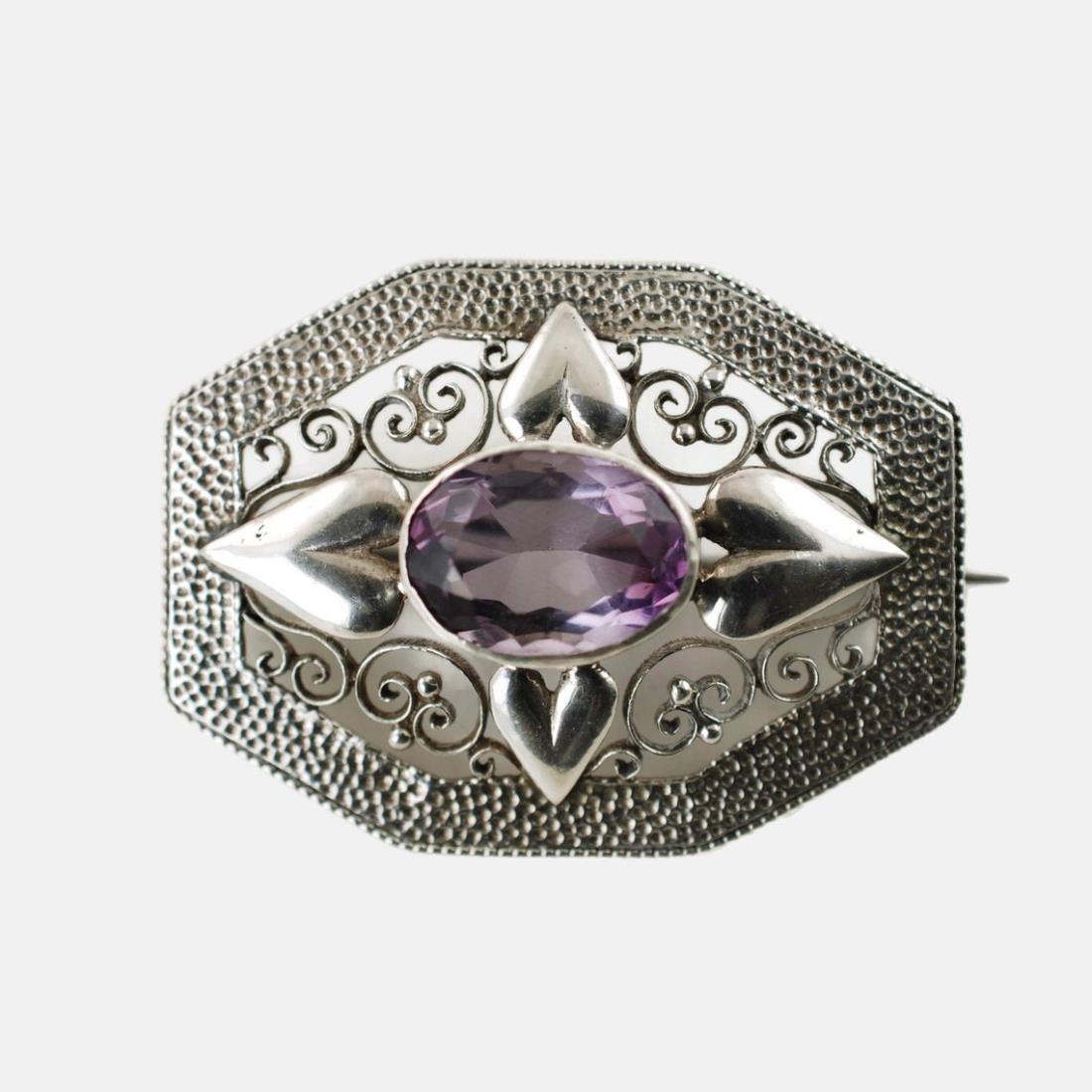 AMETHYST & SILVER OCTAGONAL BROOCH PIN (1 of 8)