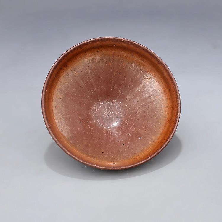 A SONG JIAN KILN WARE RED GLAZED TEA BOWL (1 of 8)