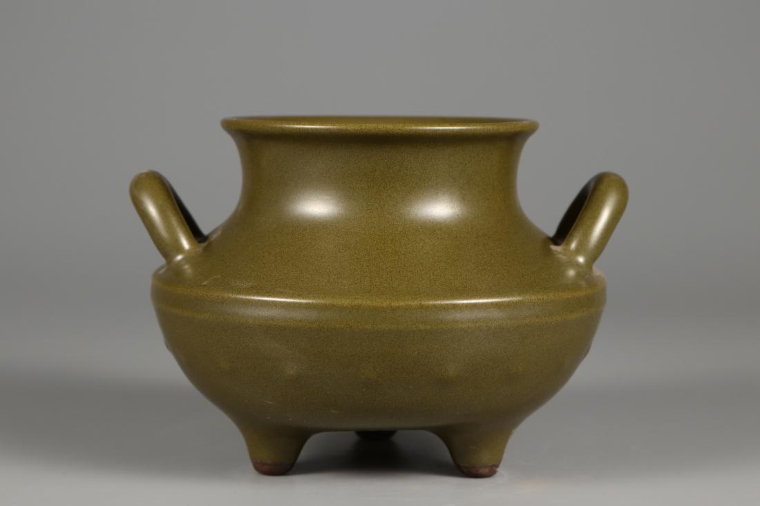 A TEA-DUST GLAZED DOUBLE-EAR TRIPOD INCENSE BURNER (1 of 9)