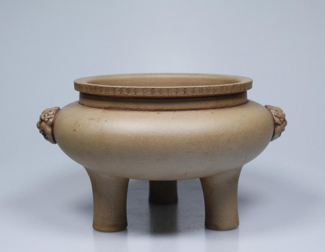 BEAST-EAR TRIPOD ZISHA CENSER (1 of 7)