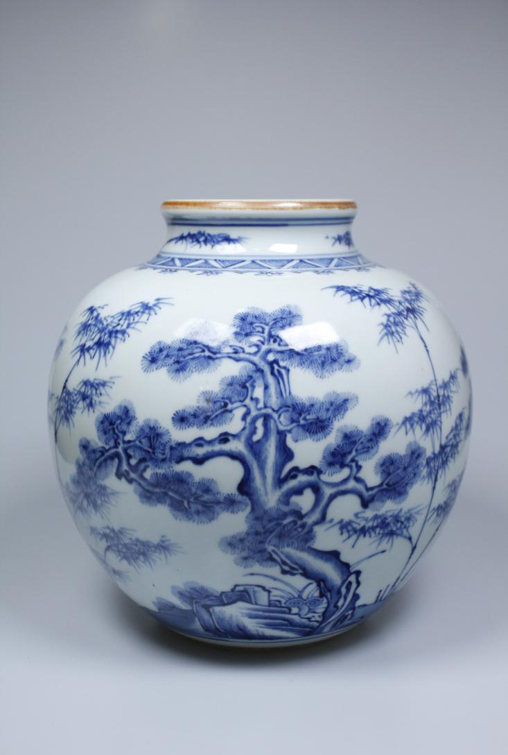 BLUE AND WHITE 'PINE & BAMBOO & PLUM ' JAR (1 of 6)