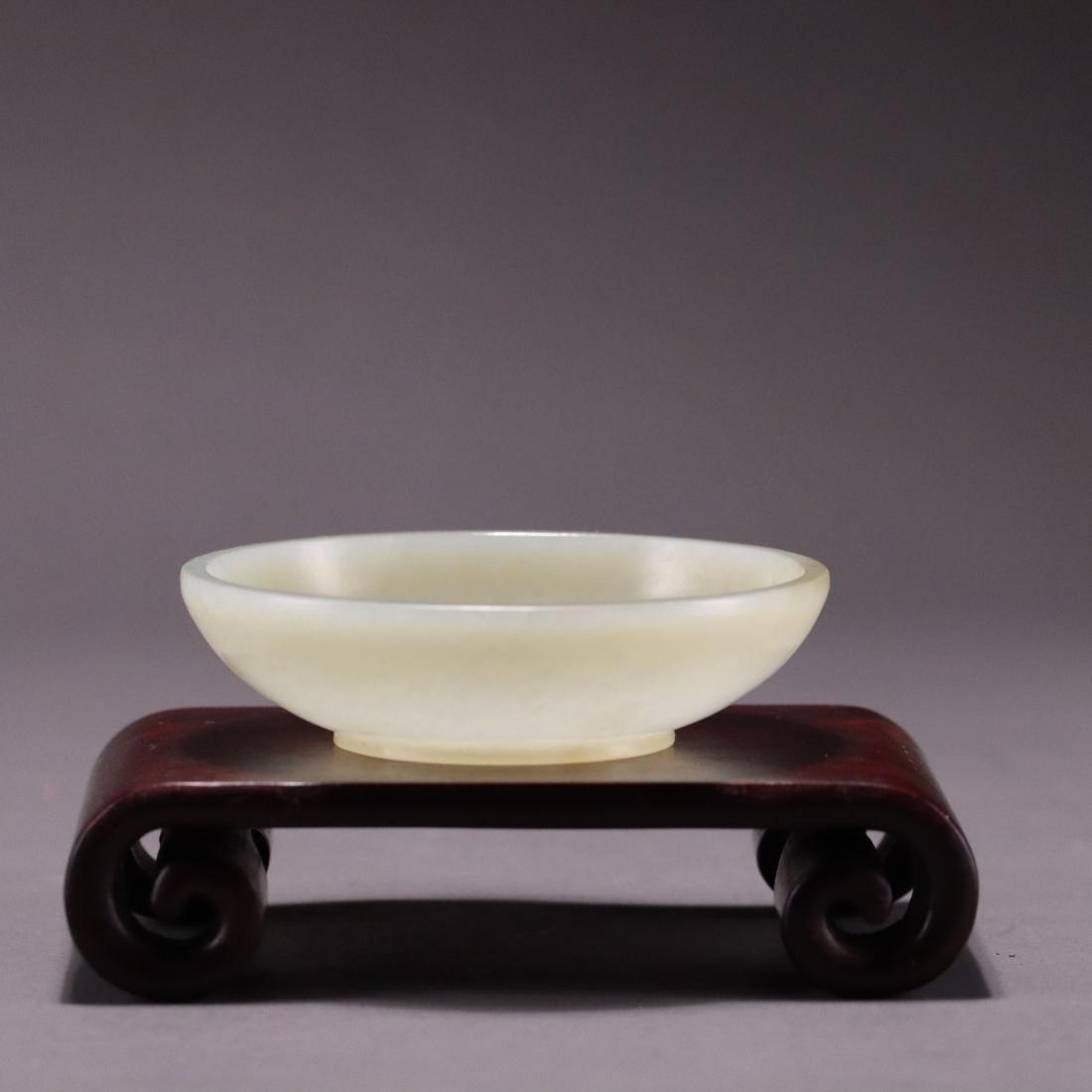 CHINESE PLAIN JADE CARVING PLATE (1 of 9)