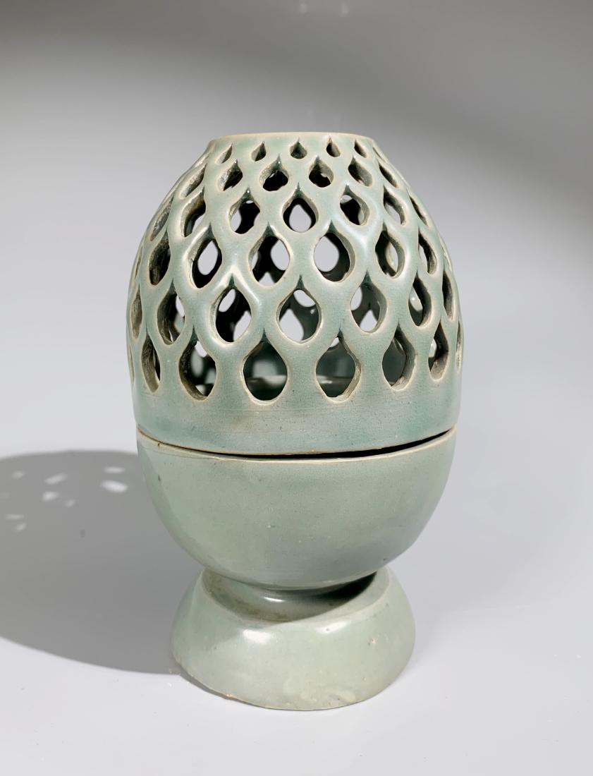 KOREAN CELADON OPENWORK CENSER (1 of 9)