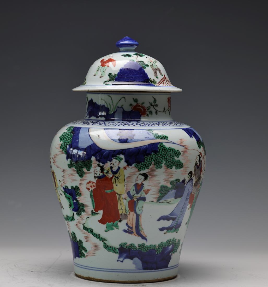 QING, WUCAI FIGURES LIDDED JAR (1 of 8)