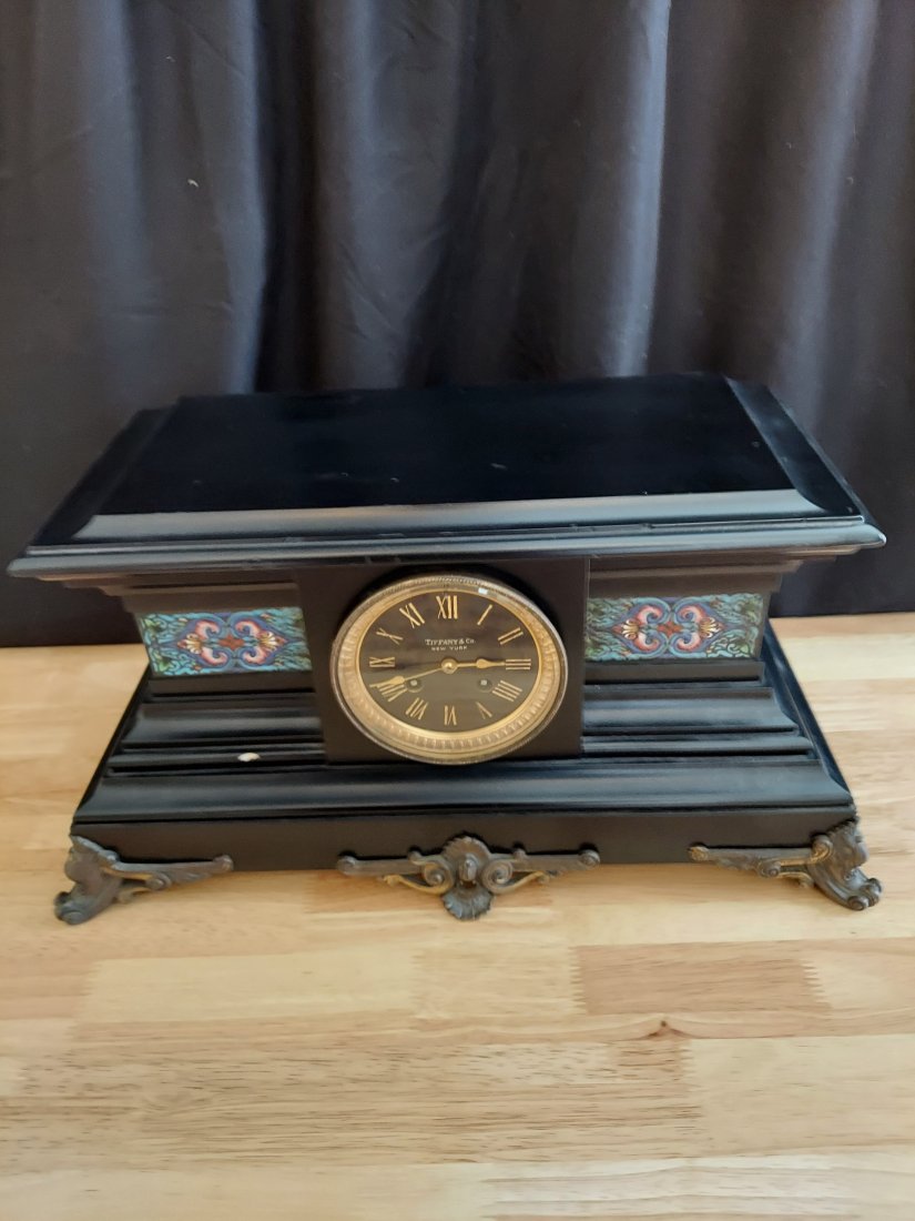 TIFFANY BLACK MARBLE MANTEL CLOCK (1 of 3)