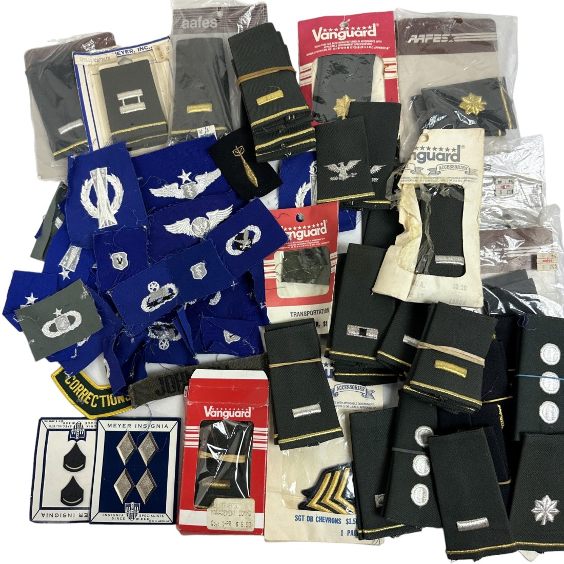 Vintage US Military Cloth Patch & Shoulder Board Lot Air Force Wings Army: Lot of vintage US Military cloth patches & shoulder boards. Includes US Air Force cloth wings, US Army shoulder boards, and ranks. Numerous styles and brands. Some packaged.