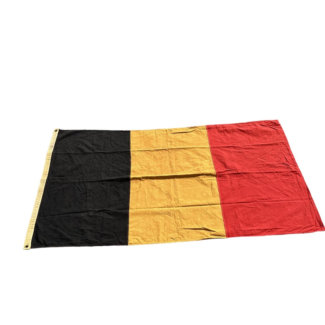 Vintage Belgian Flag - 60 Inch - Annin Defiance: Vintage Belgian Flag. Measures 60” x 32”. Annin / Defiance label.