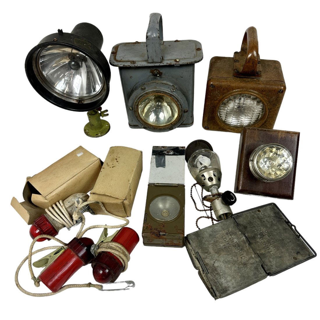 Vintage Military Bakelite Lantern Navy Signal Flasher Antique Flashlight Lot: Lot of vintage portable lighting items. Bakelite lantern, Navy signal flasher, antique flashlight. All untested.