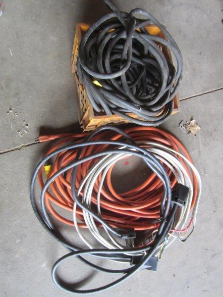 Lot of Heavy Duty Multi-Prong 220V Extension Cords (1 of 4)