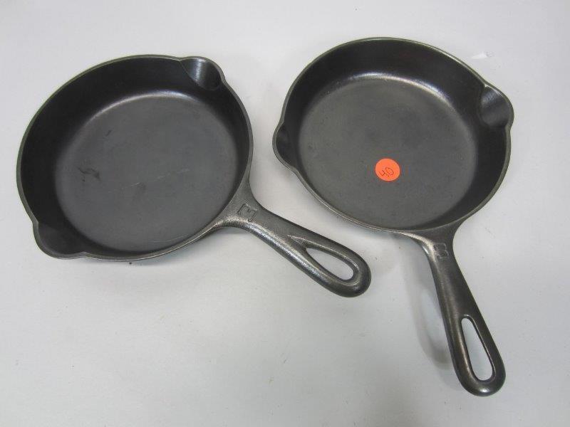 2- GRISWOLD NO. 3 CAST IRON SKILLETS LARGE & SMALL LOGO (1 of 6)
