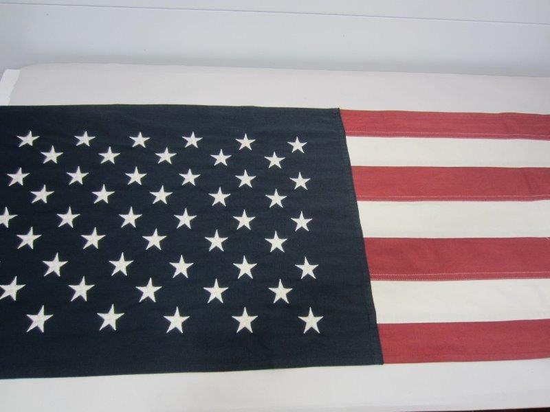 VINTAGE 50 AMERICAN FLAG BANNER: 86" X 20"