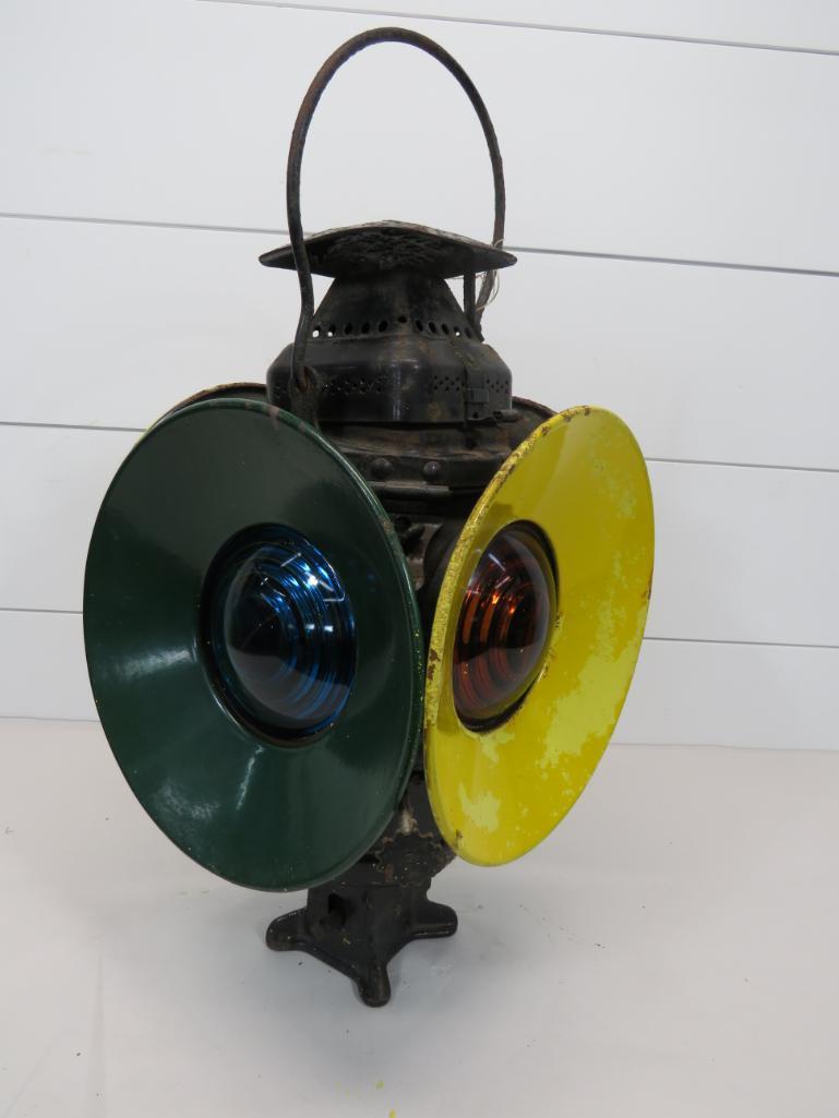 Adlake Non-Sweating Lamp Railroad Switch Lantern (1 of 11)