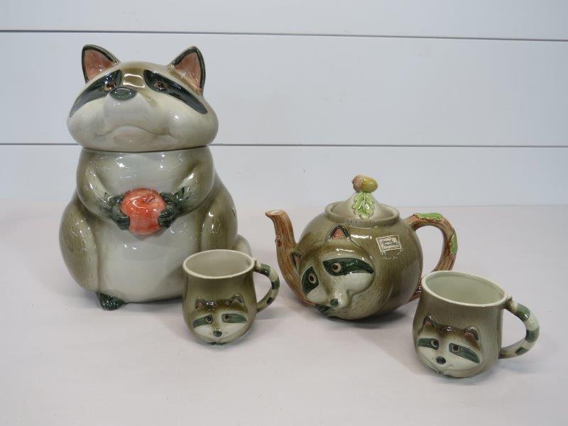 Rare Fitz & Floyd Racoon Cookie Jar & Tea Set (1 of 18)