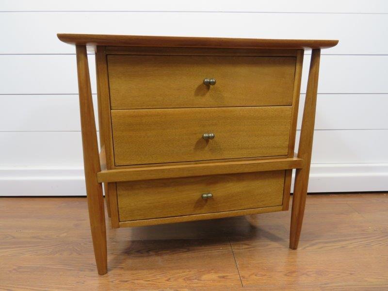 Mid Century Three Drawer Chest Night Stand (1 of 9)