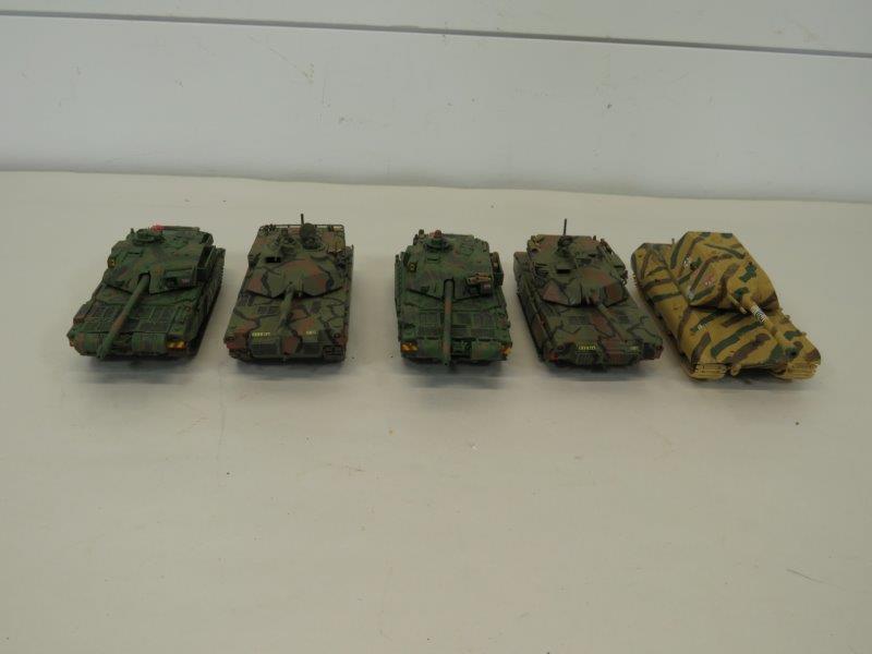 Hand Painted Scale Model Army Tanks (5) (1 of 7)
