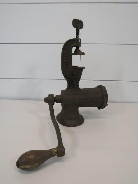 Enterprise No. 10 Meat Grinder w/ Clamp (1 of 13)