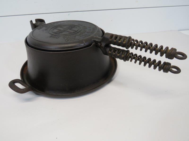 Griswold American No. 8 Cast Iron Waffle with Tall Base (1 of 9)