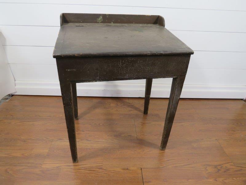 Early Primitive Child's Desk (1 of 17)