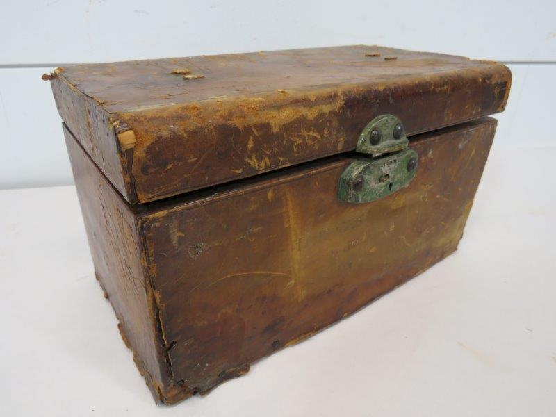 Rare 1871 Ohio Leather Liquor Salesman Sample Case (1 of 8)