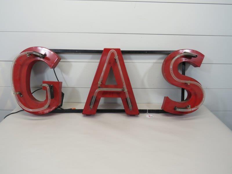 Early Neon " GAS " Lighted Service Station Sign (1 of 5)