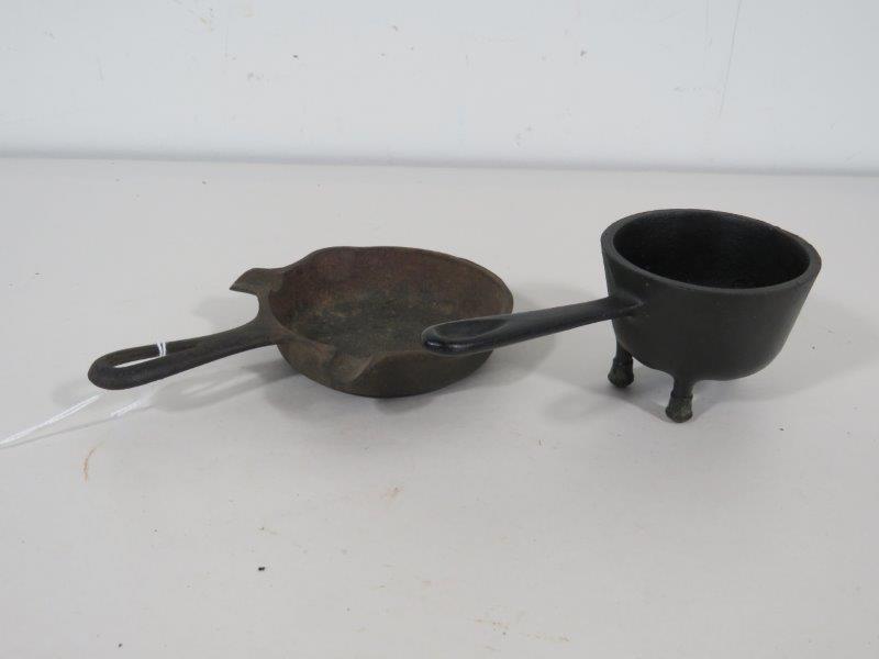 Griswold Miniature Cast Iron Skillet and Kettle (1 of 14)